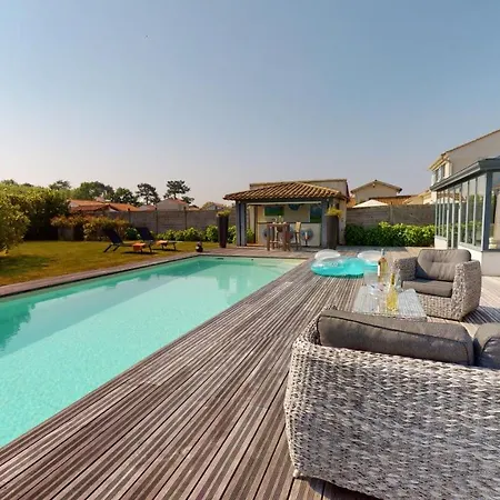 Aigue Marine Piscine Chauffee *